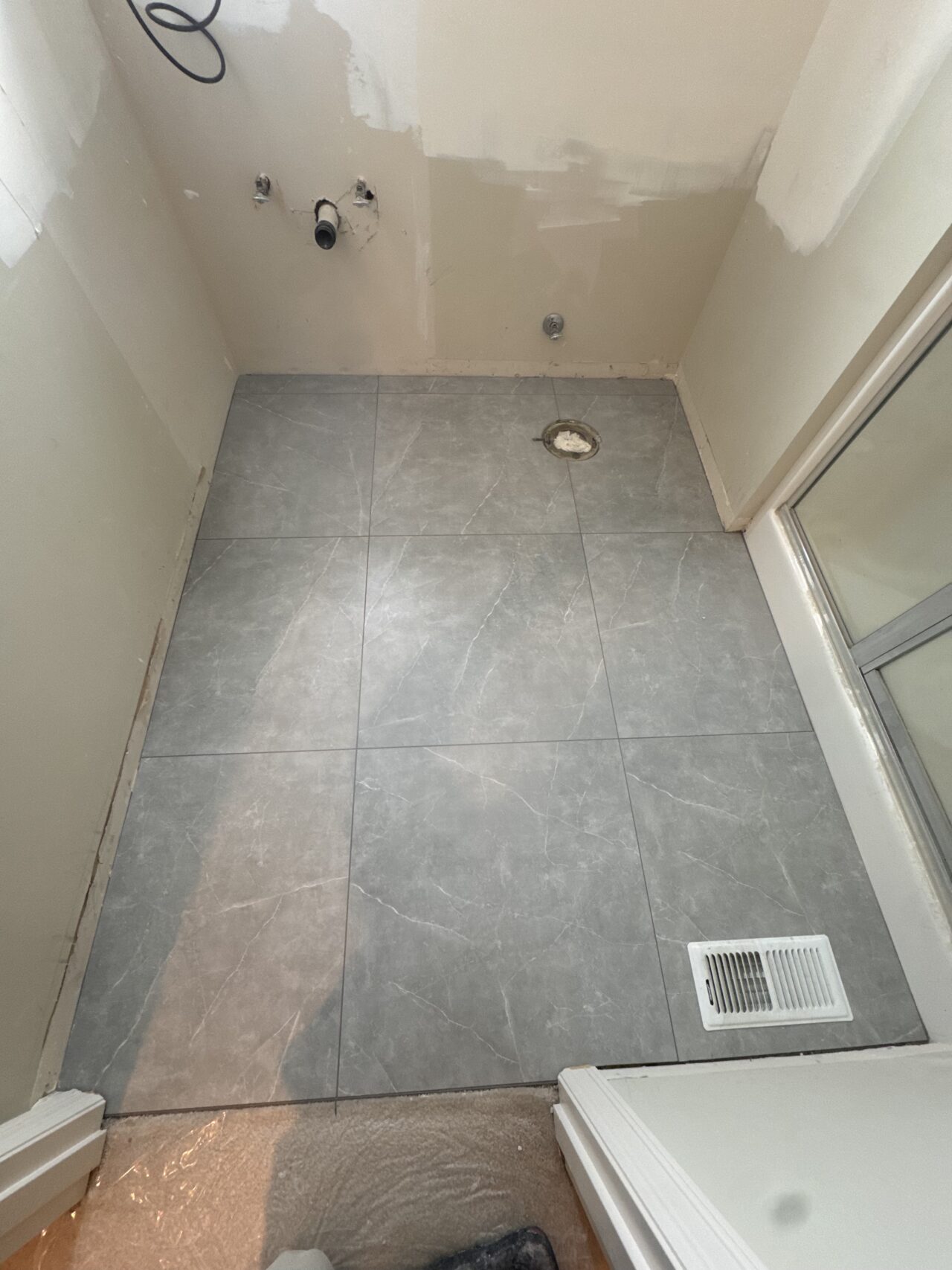 78189945974__3BB2C8FA-7D48-423C-9564-D73309044A4B 78189945974__3BB2C8FA-7D48-423C-9564-D73309044A4B